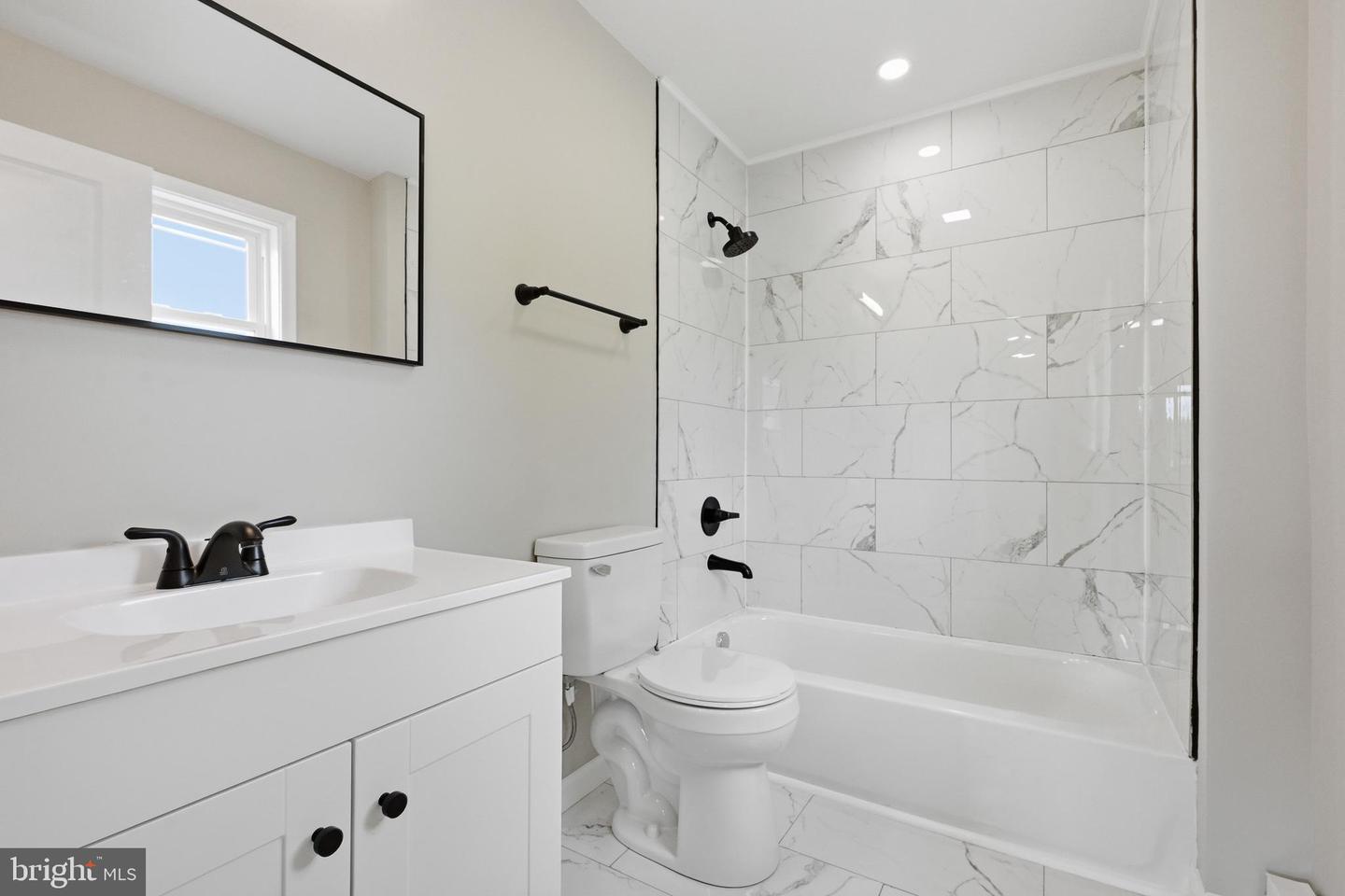 22403 Zoar Rd Property Photo 11