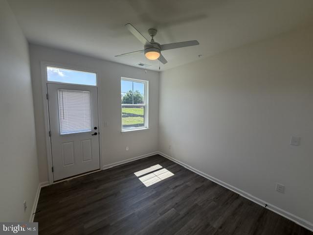 2102 Emden Ln #704 Property Photo 2