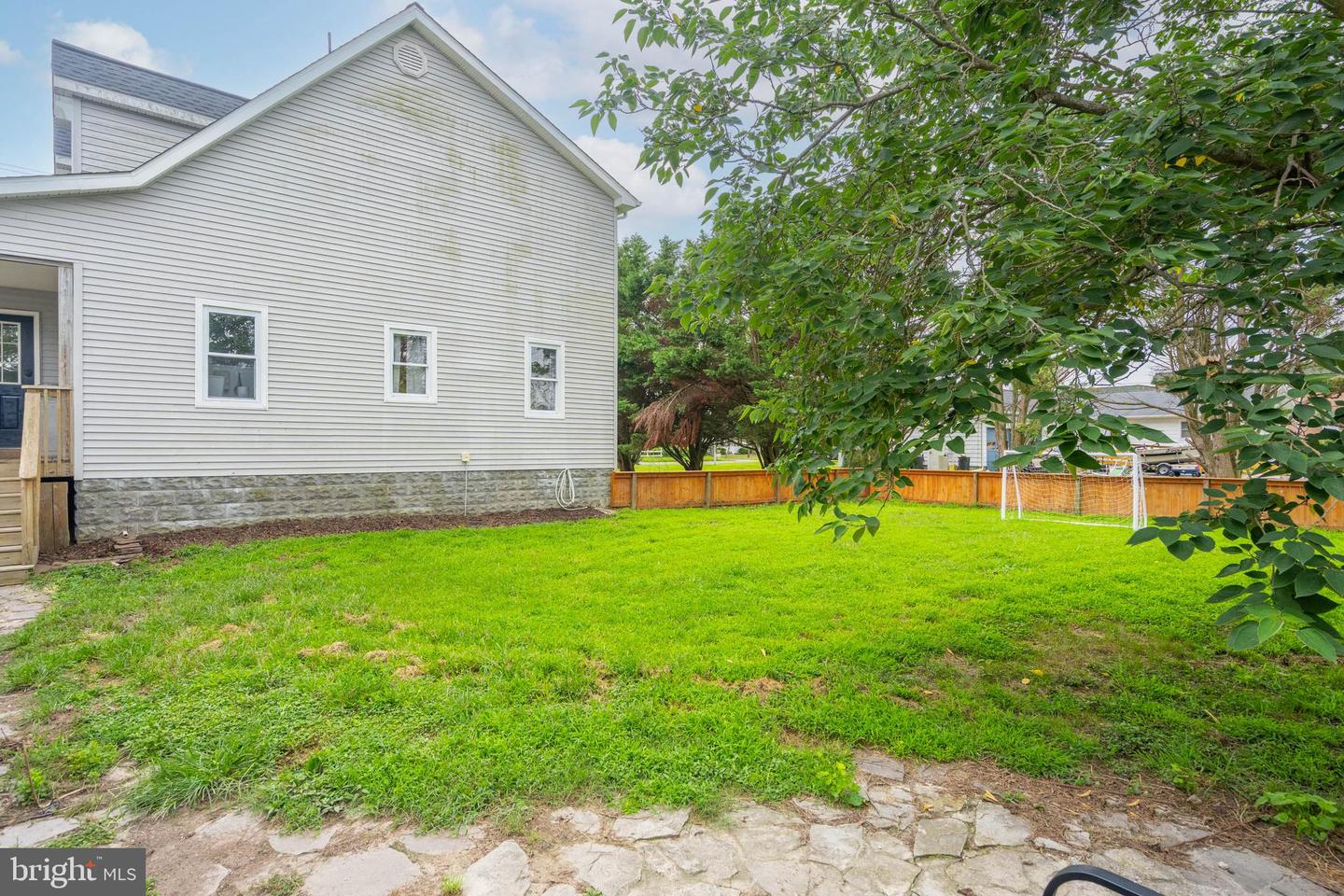 305 Laurel Rd Property Photo 44