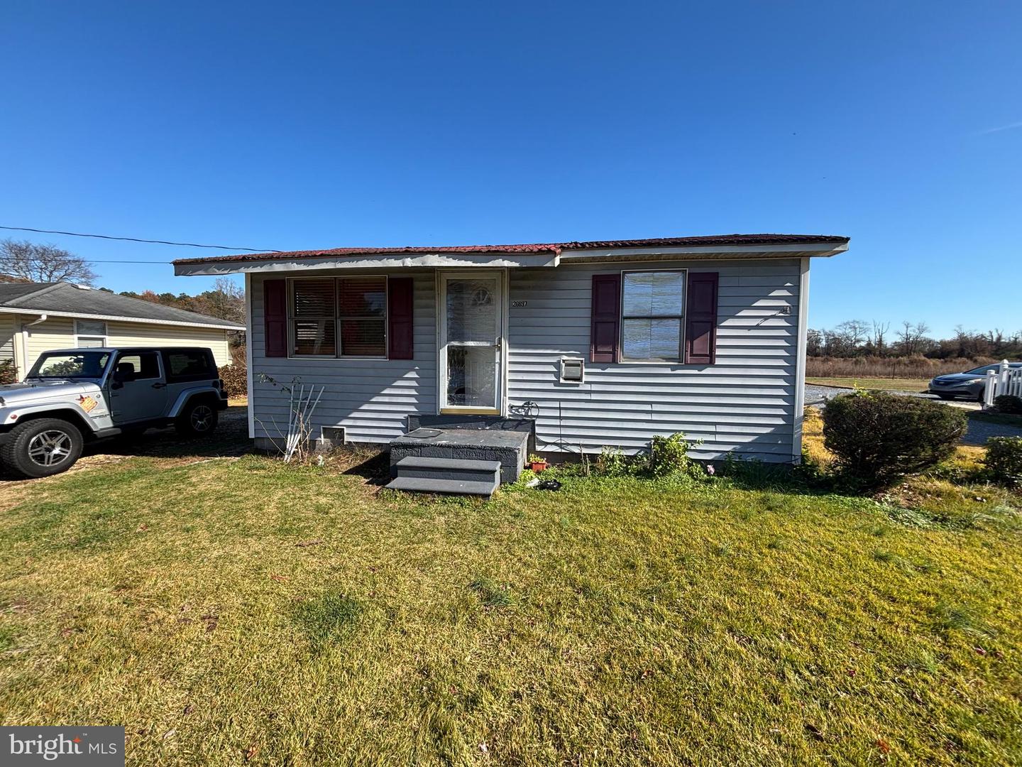 26897 William Street Rd Property Photo 9