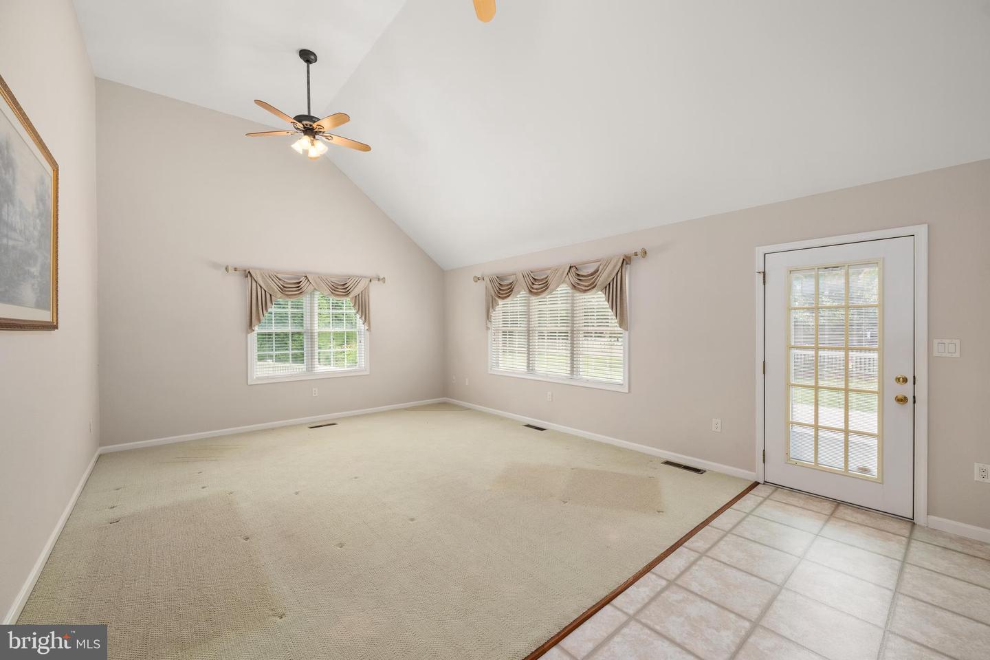 105 Shallow Brooke Ct Property Photo 3