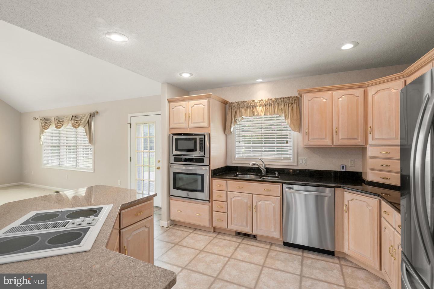105 Shallow Brooke Ct Property Photo 8