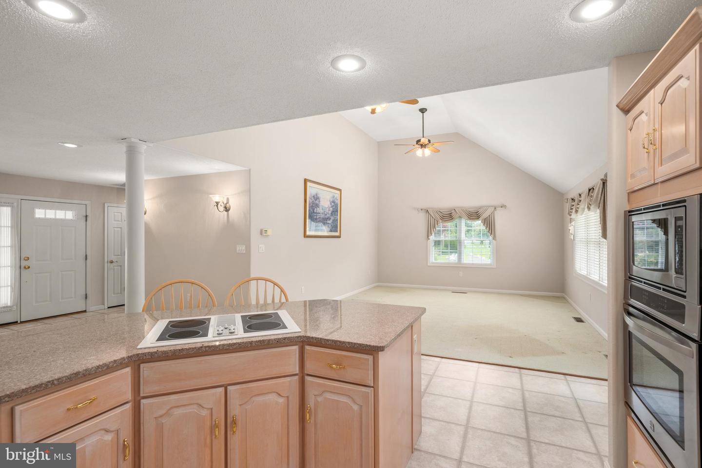 105 Shallow Brooke Ct Property Photo 9