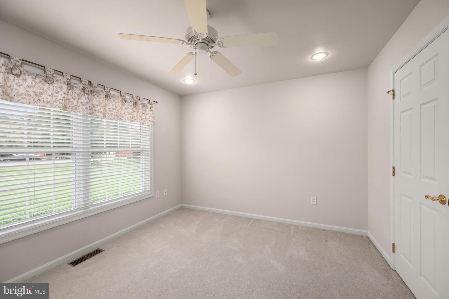 105 Shallow Brooke Ct Property Photo 19