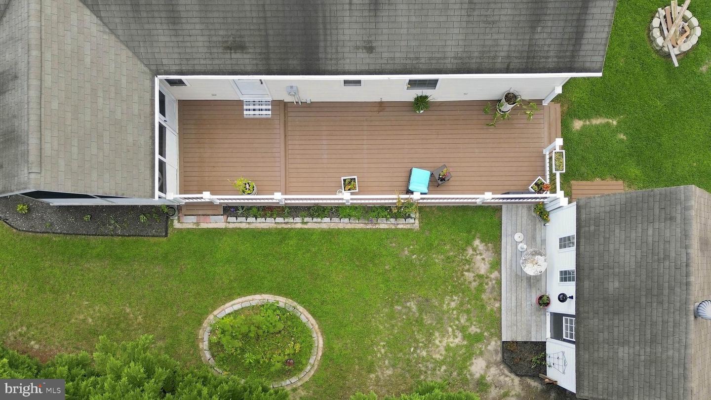 59 Lake Shore Dr Property Photo 10