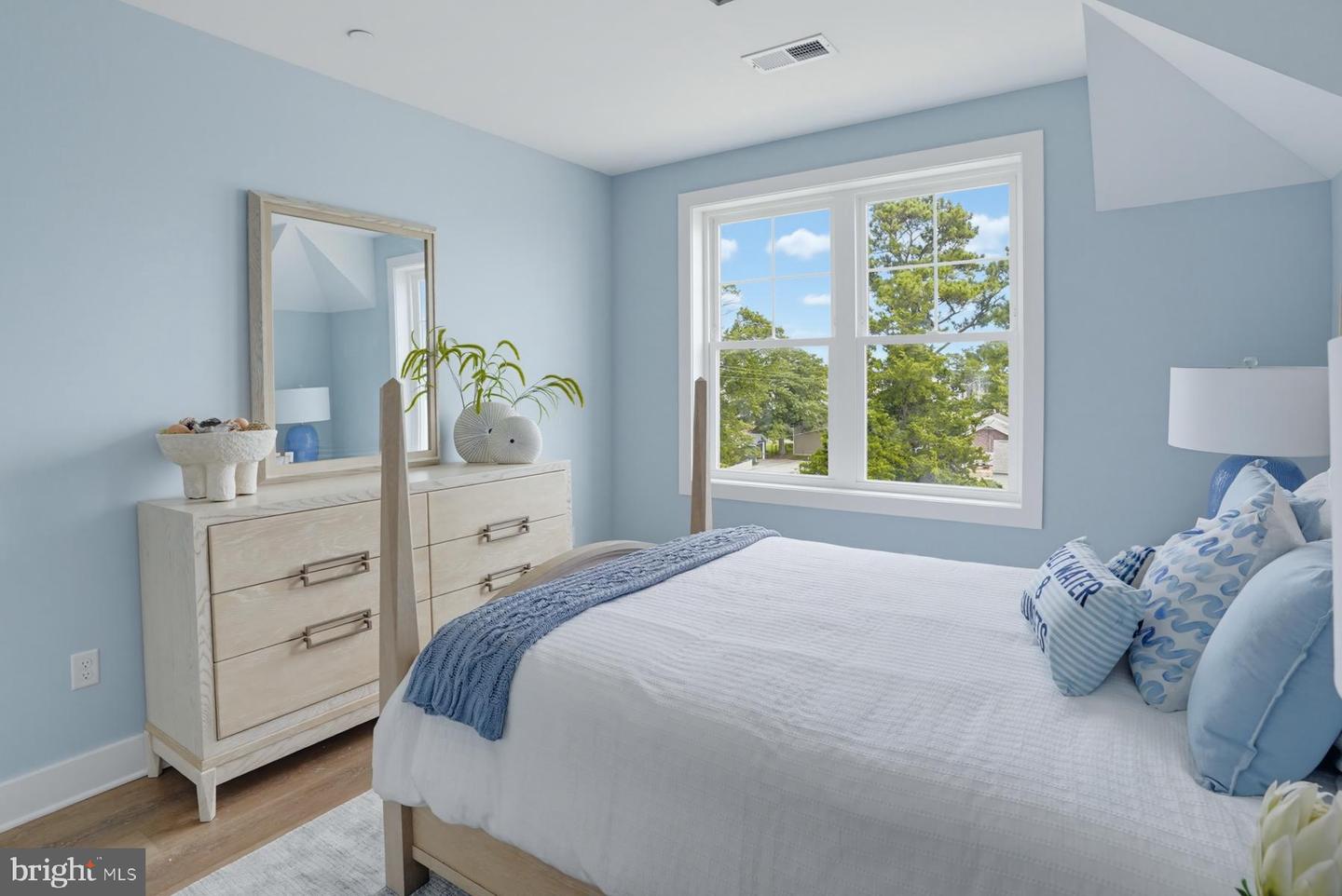 32768 Oak Orchard Rd #102 Property Photo 17