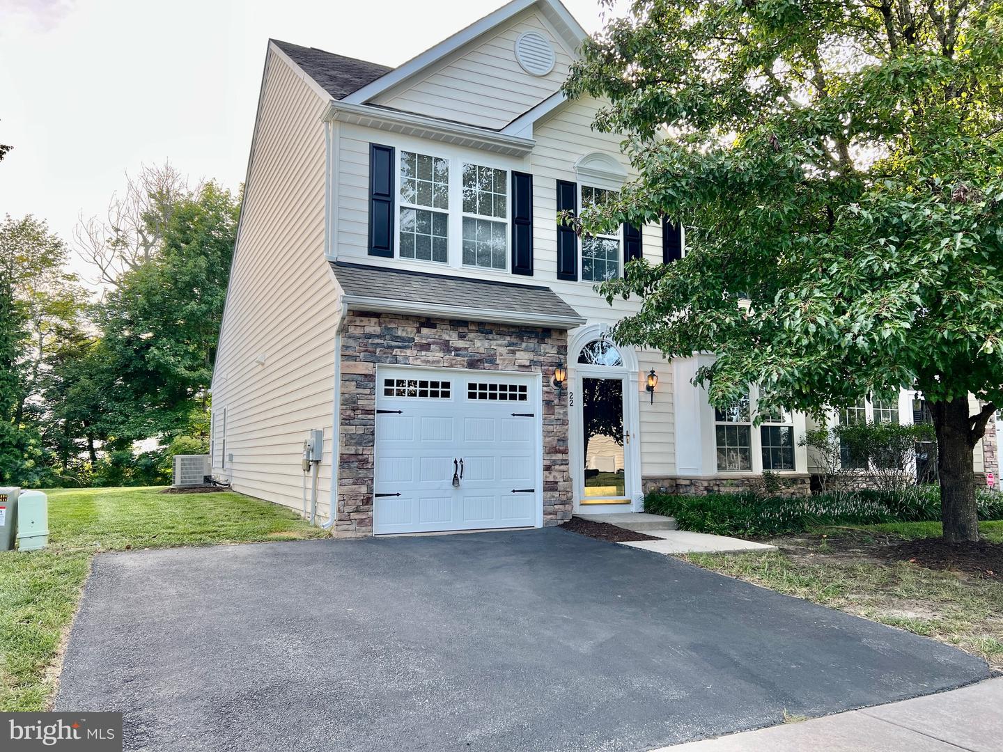 22 DAYLILY LN Property Photo 1