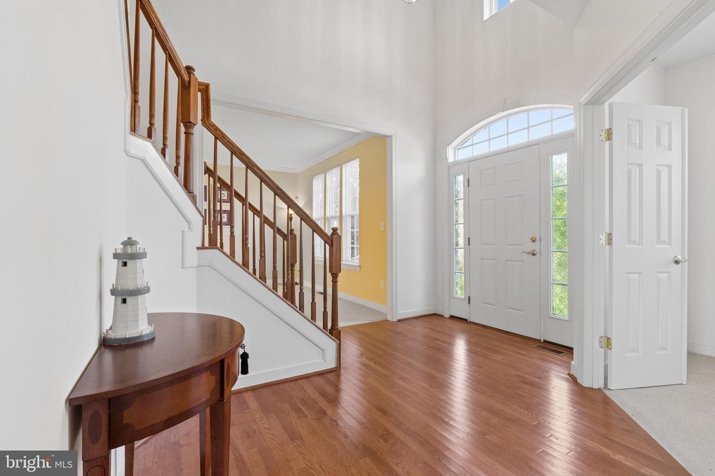 24813 Rivers Edge Rd Property Photo 4