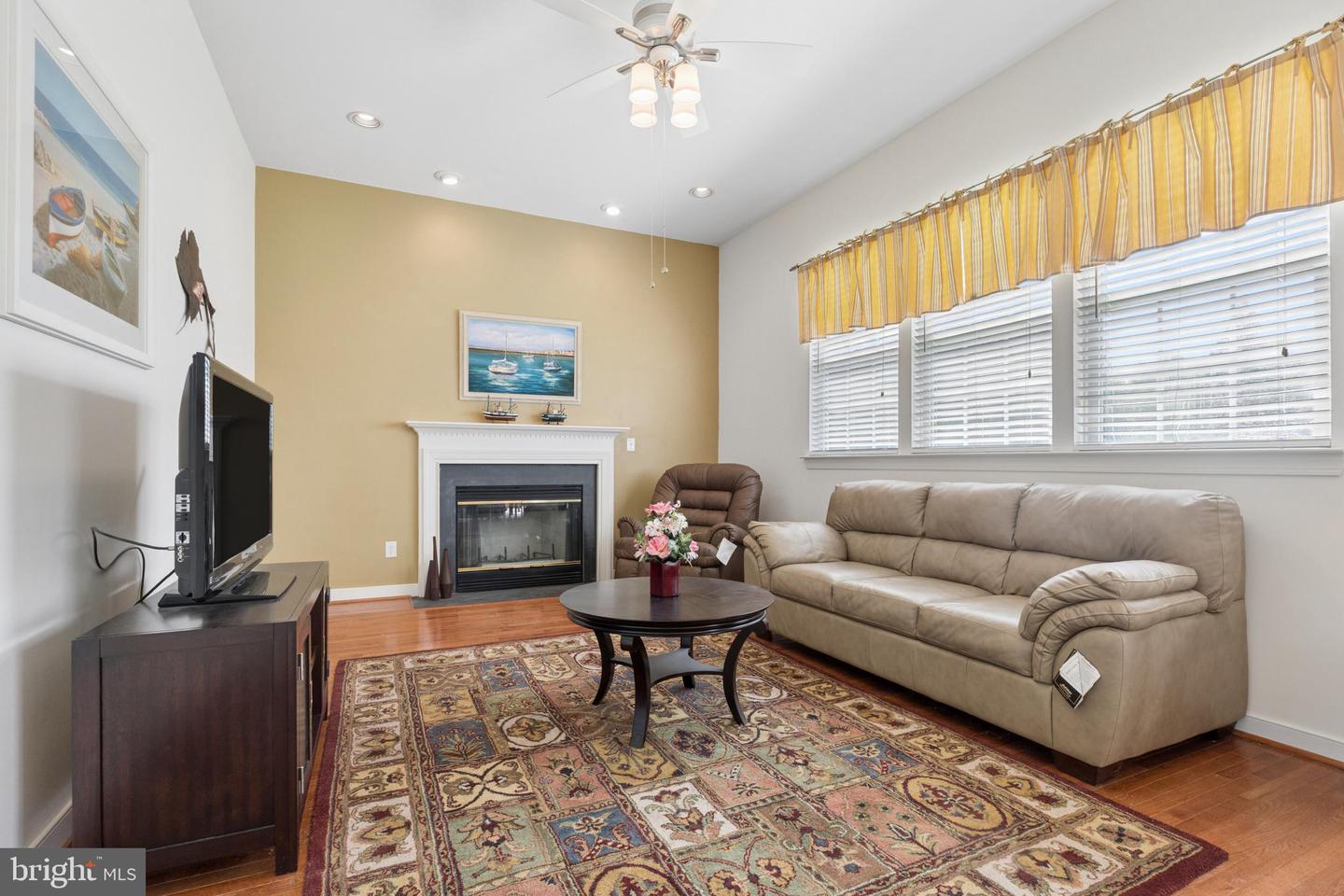24813 Rivers Edge Rd Property Photo 10