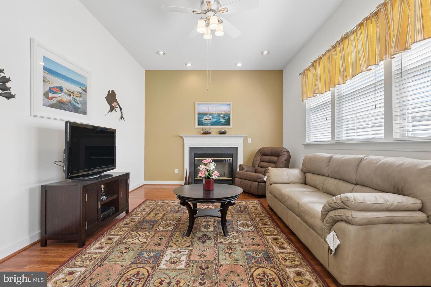 24813 Rivers Edge Rd Property Photo 12
