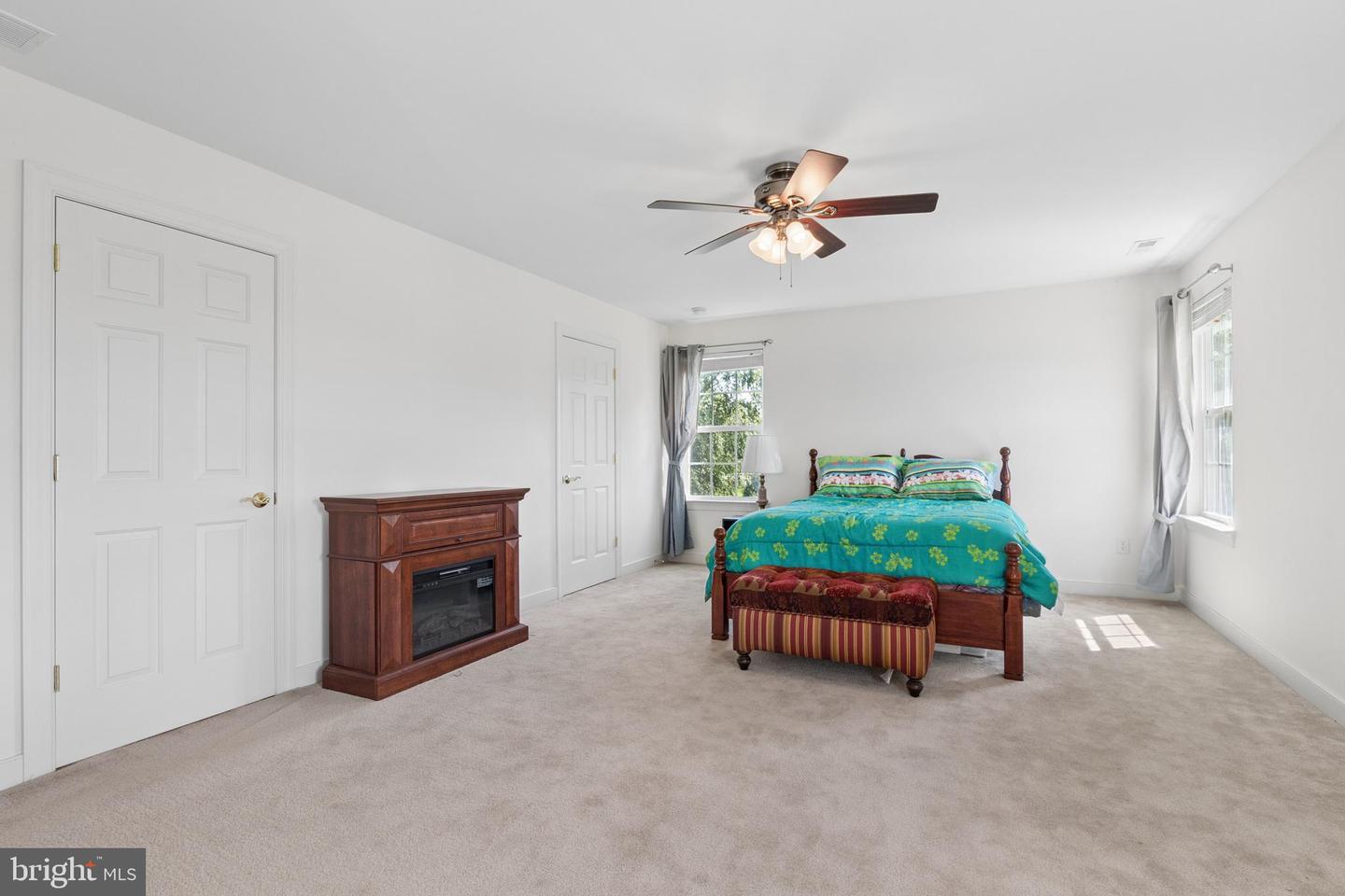 24813 Rivers Edge Rd Property Photo 18