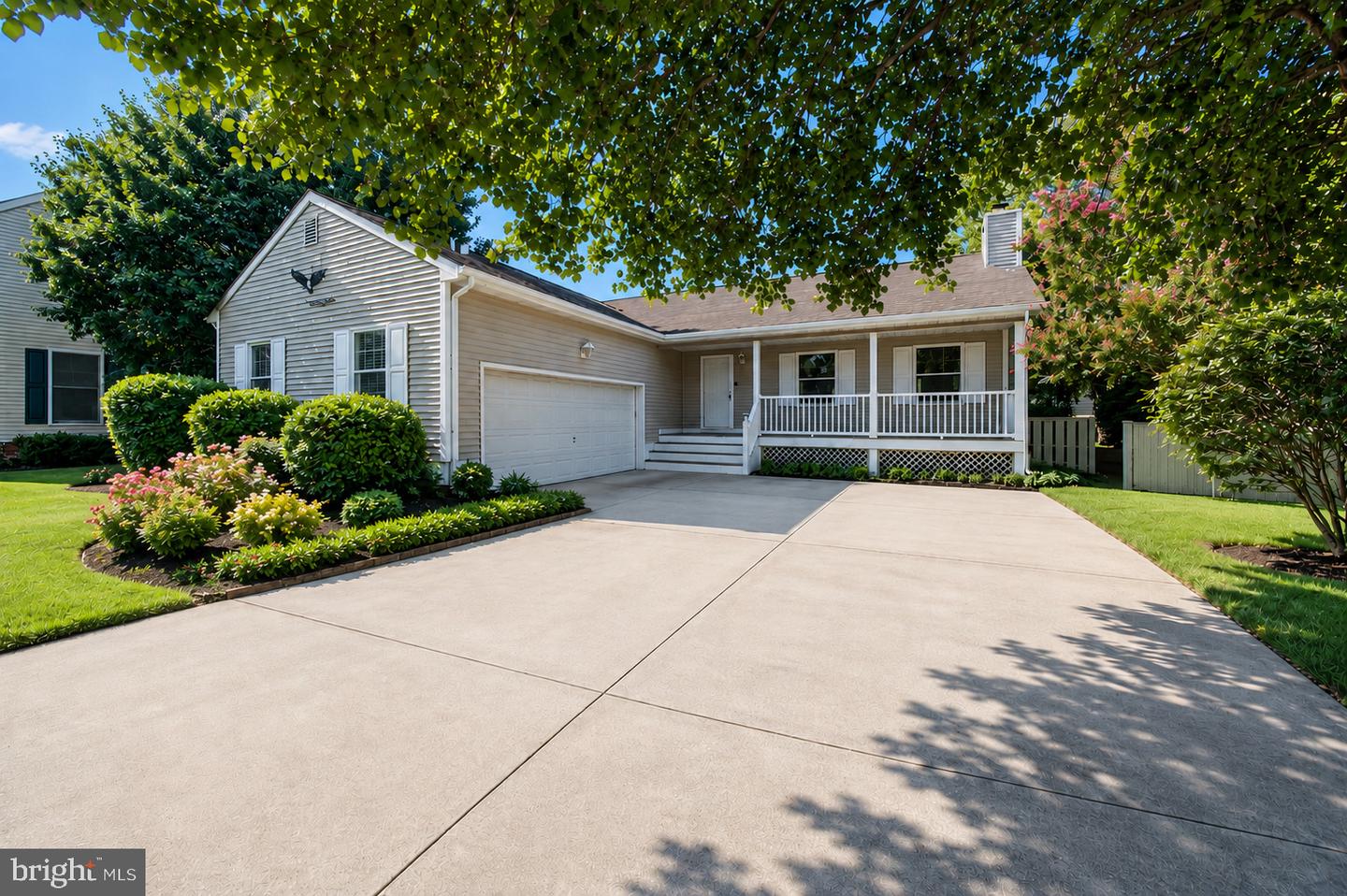 37721 E Pond Cir Property Photo 1