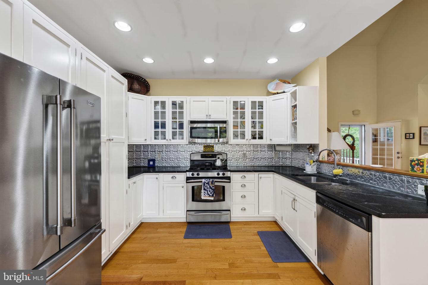 19 Holly Rdg Property Photo 14
