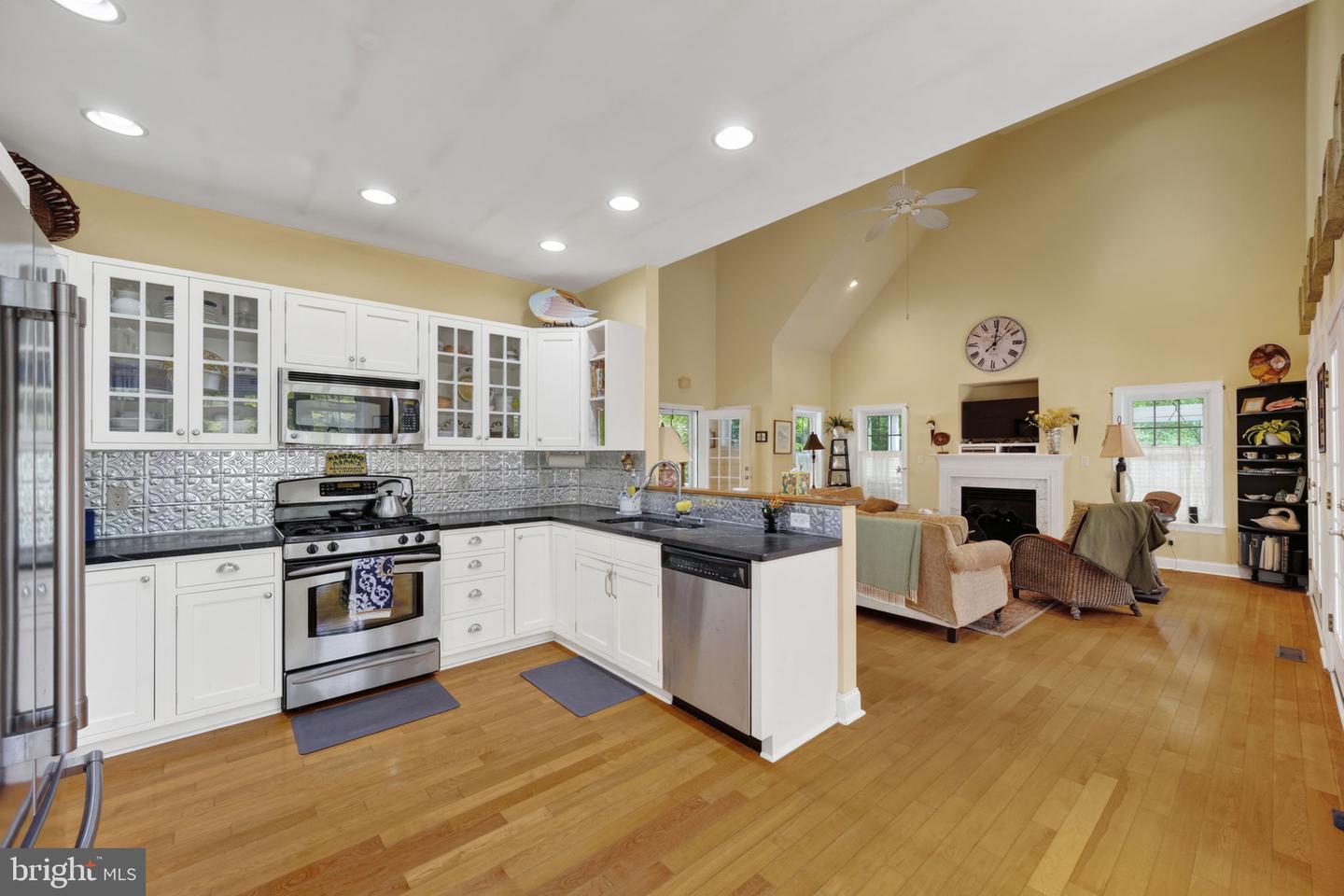 19 Holly Rdg Property Photo 15