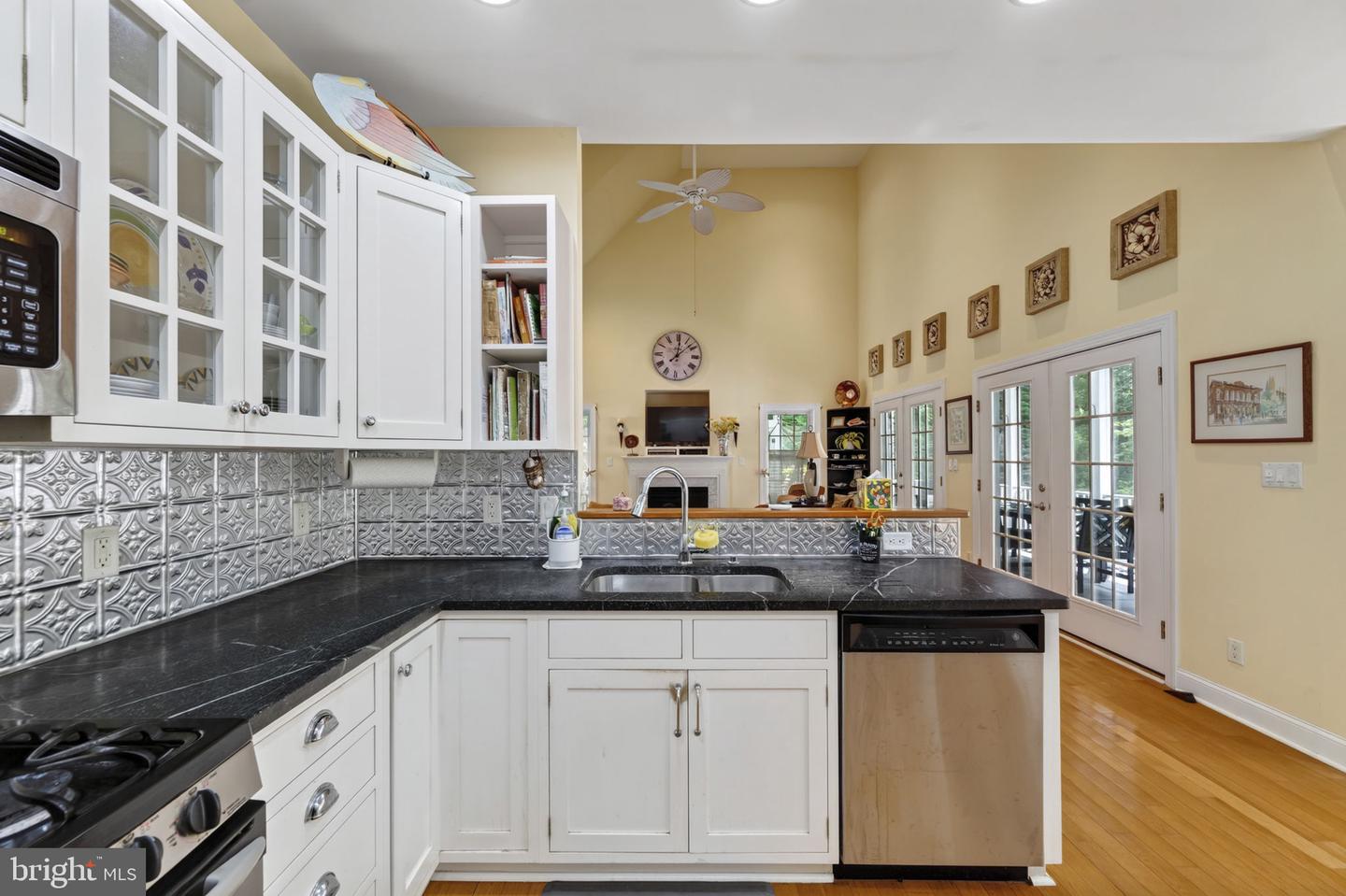 19 Holly Rdg Property Photo 16