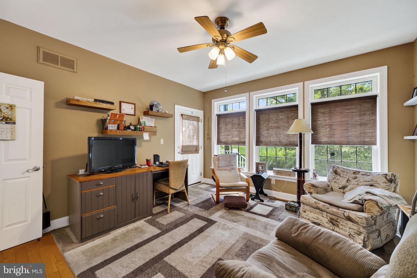 19 Holly Rdg Property Photo 27