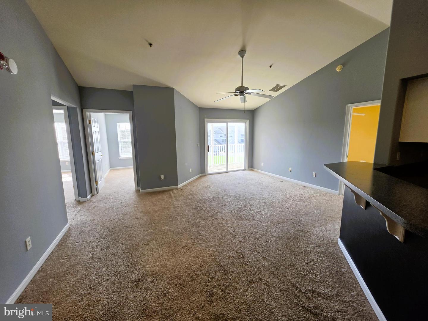 3003 Heather Dr #j Property Photo 7
