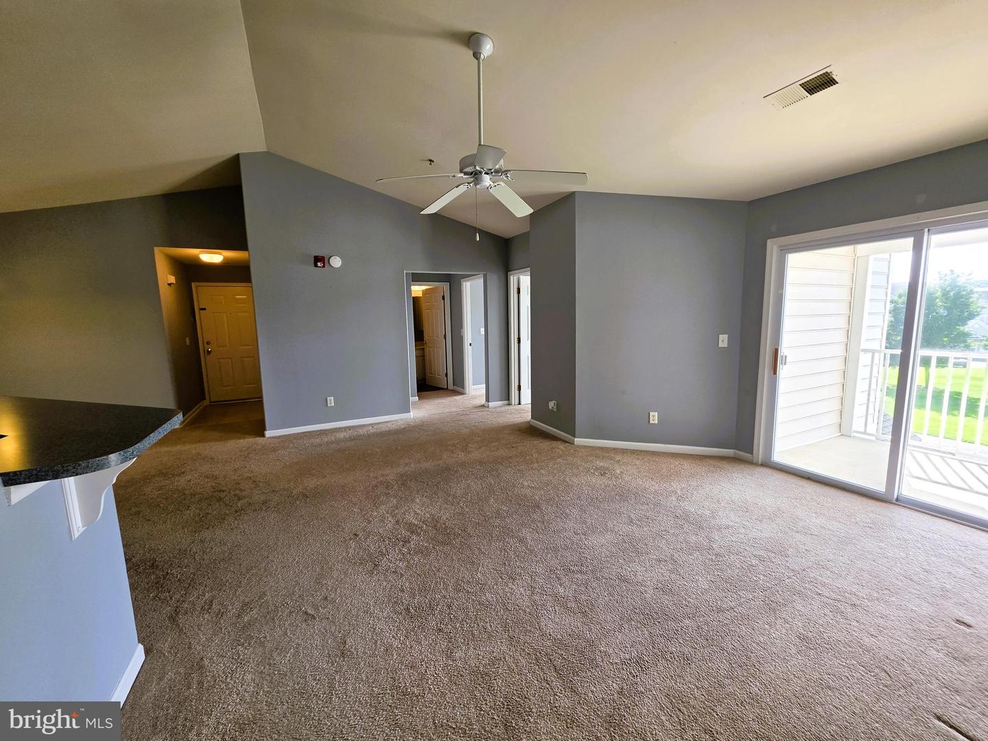 3003 Heather Dr #j Property Photo 8
