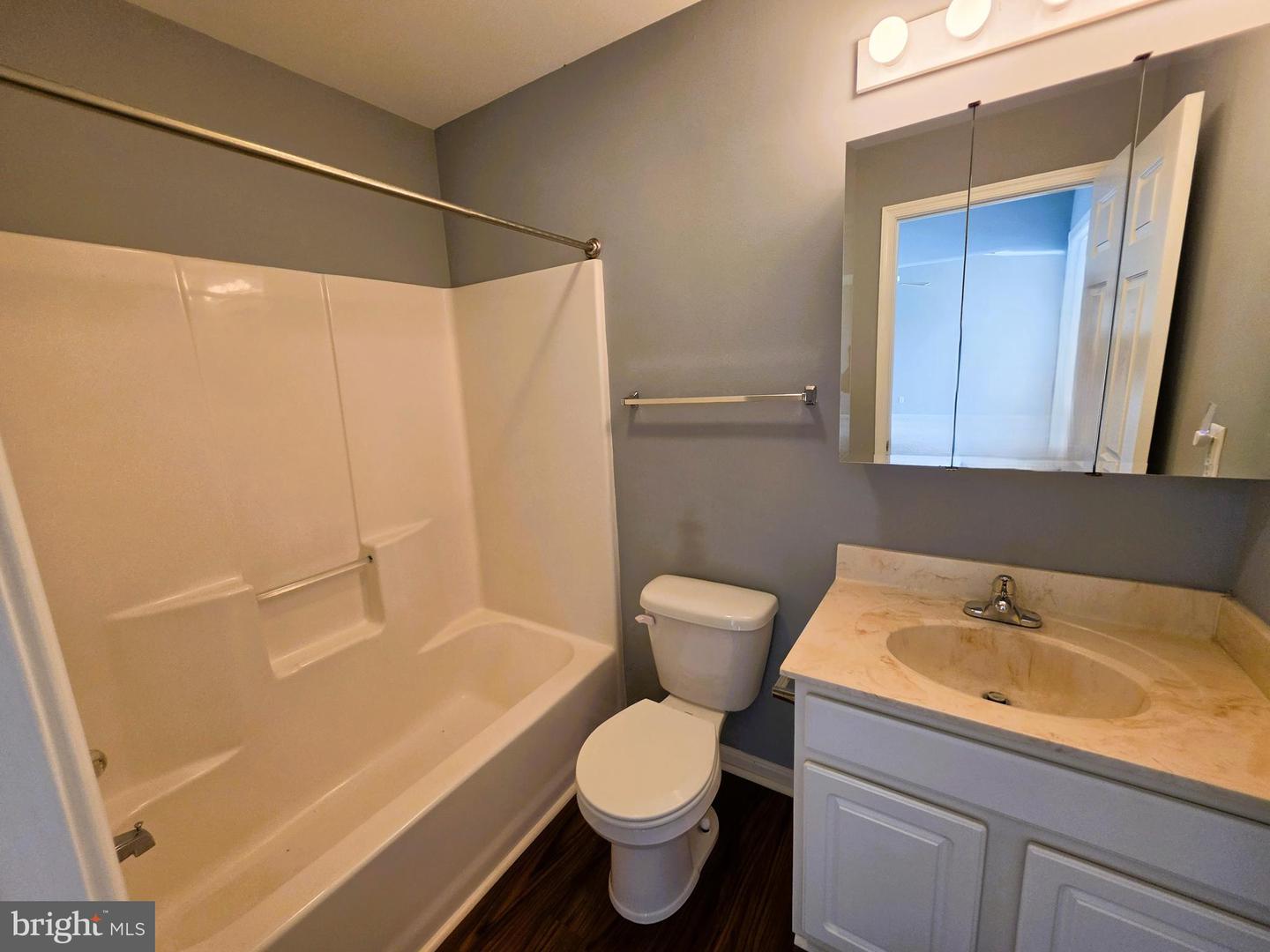 3003 Heather Dr #j Property Photo 20