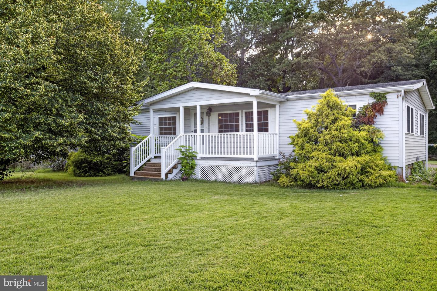 12212 Union Street Ext Property Photo 1