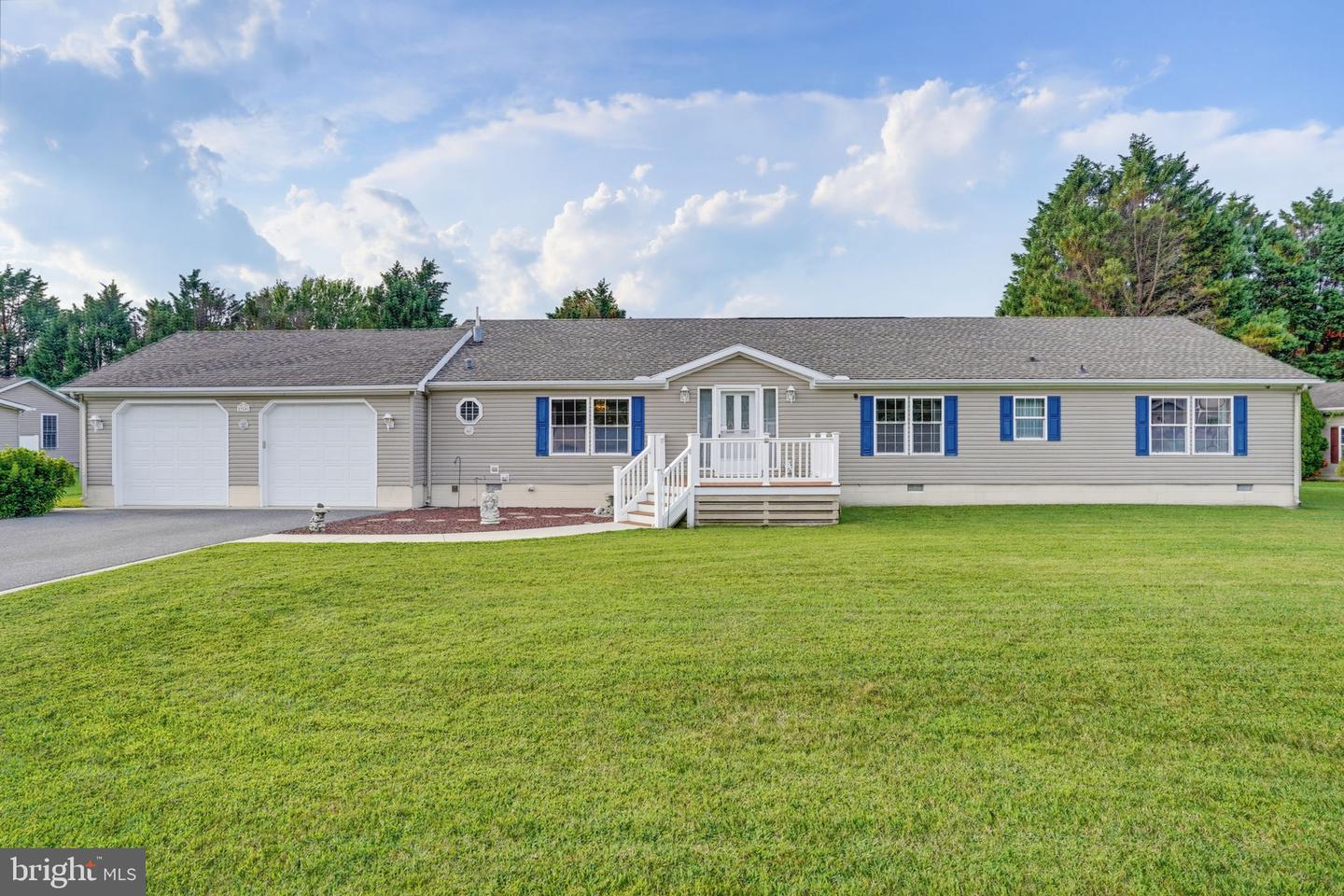 27657 Dunstan Ct Property Photo 2