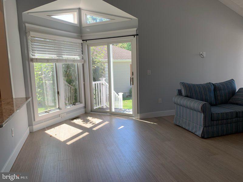 29580 Turnberry Dr Property Photo 7