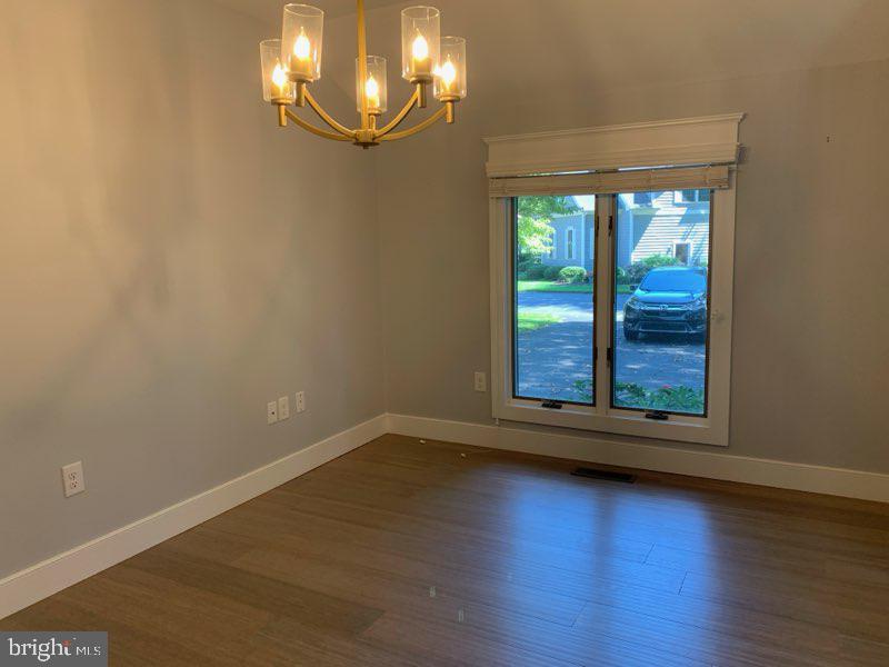 29580 Turnberry Dr Property Photo 10