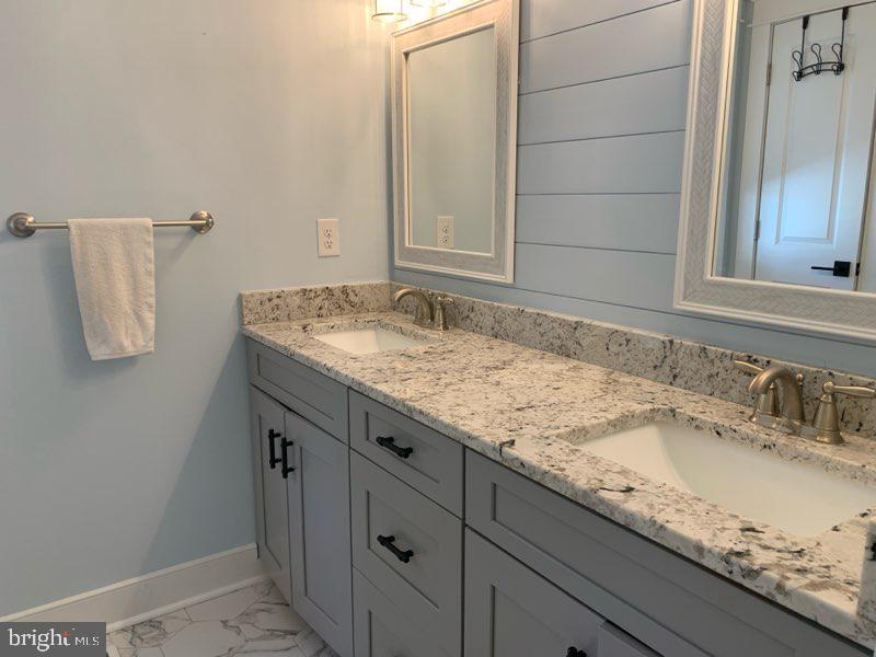 29580 Turnberry Dr Property Photo 12