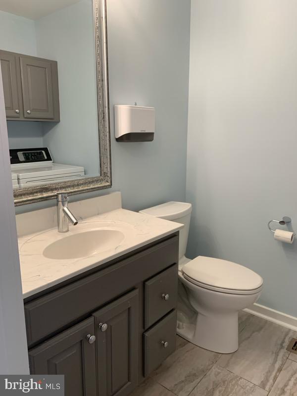29580 Turnberry Dr Property Photo 14