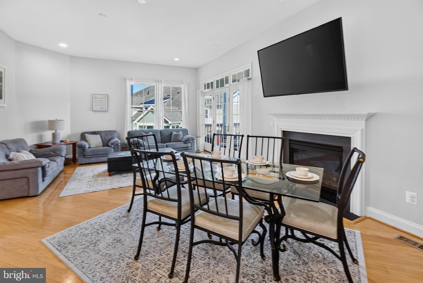 33500 Marina Bay Cir Property Photo 3
