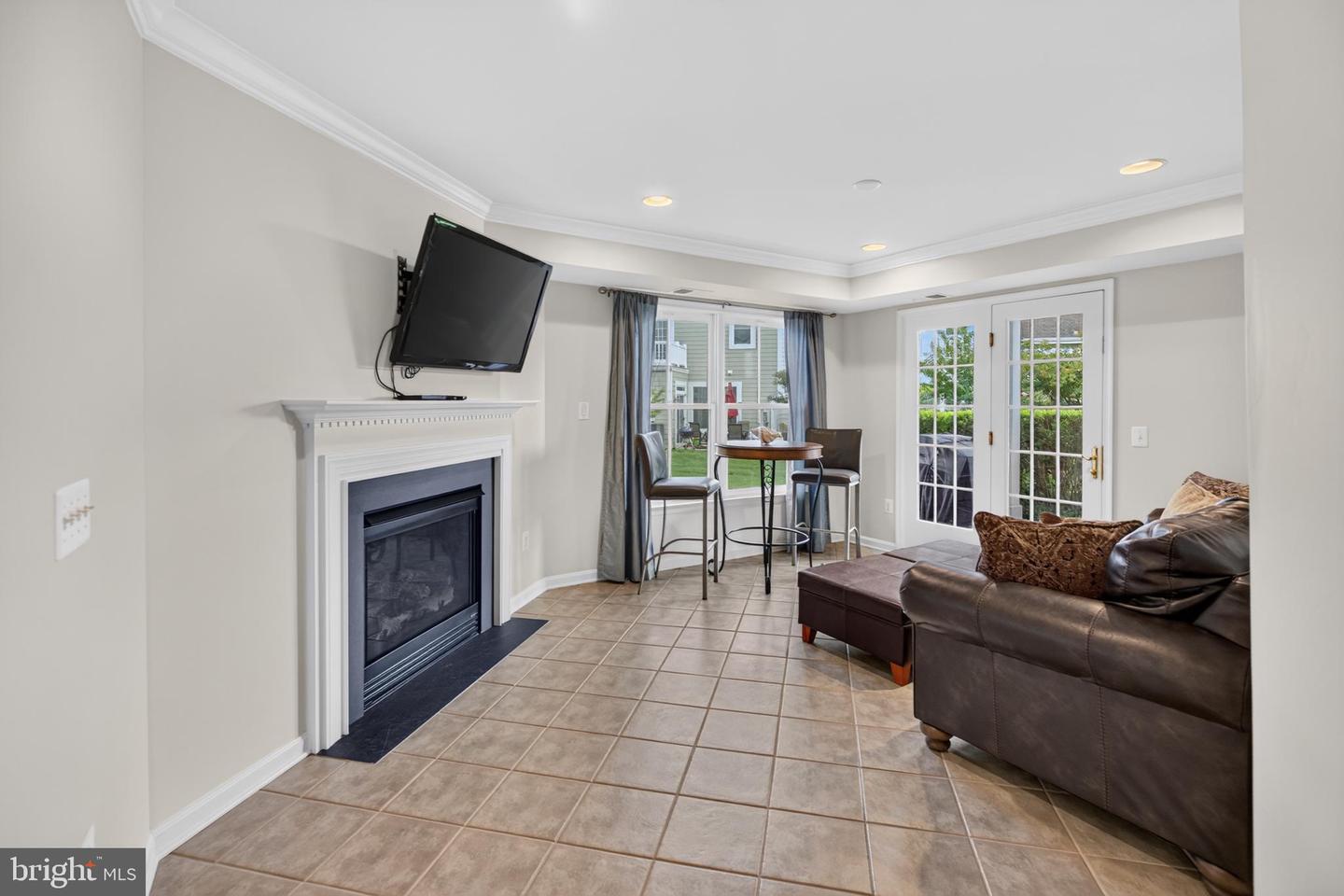 33500 Marina Bay Cir Property Photo 8