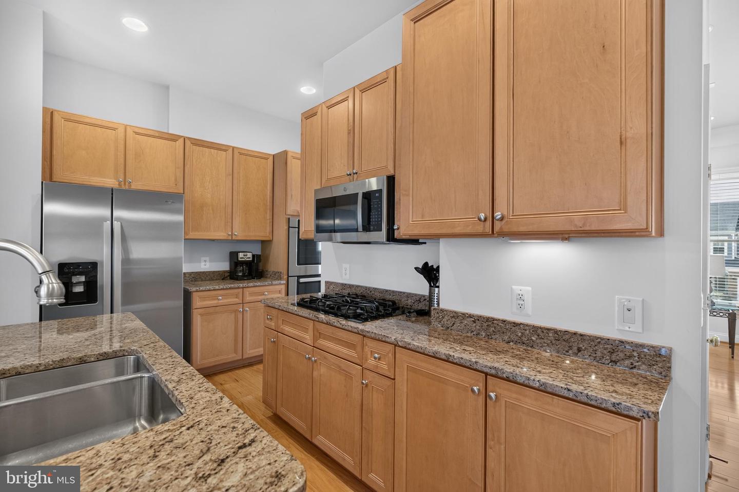 33500 Marina Bay Cir Property Photo 16