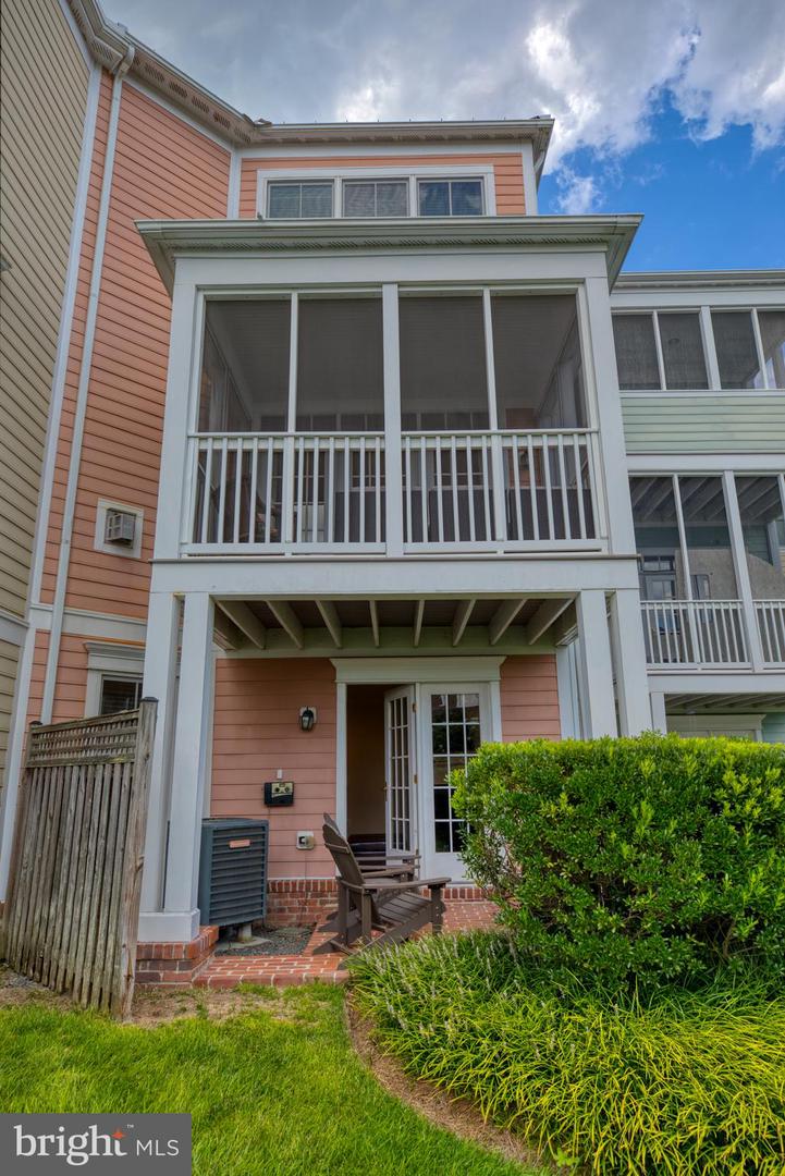 33500 Marina Bay Cir Property Photo 55