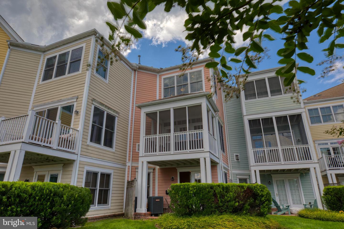 33500 Marina Bay Cir Property Photo 56