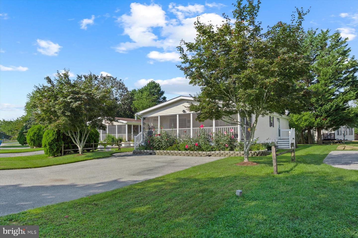 26572 Woodchuck Ln Property Photo 1