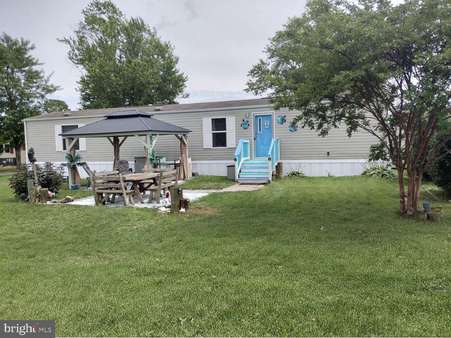 27439 Sea Whip Ln Property Photo 1