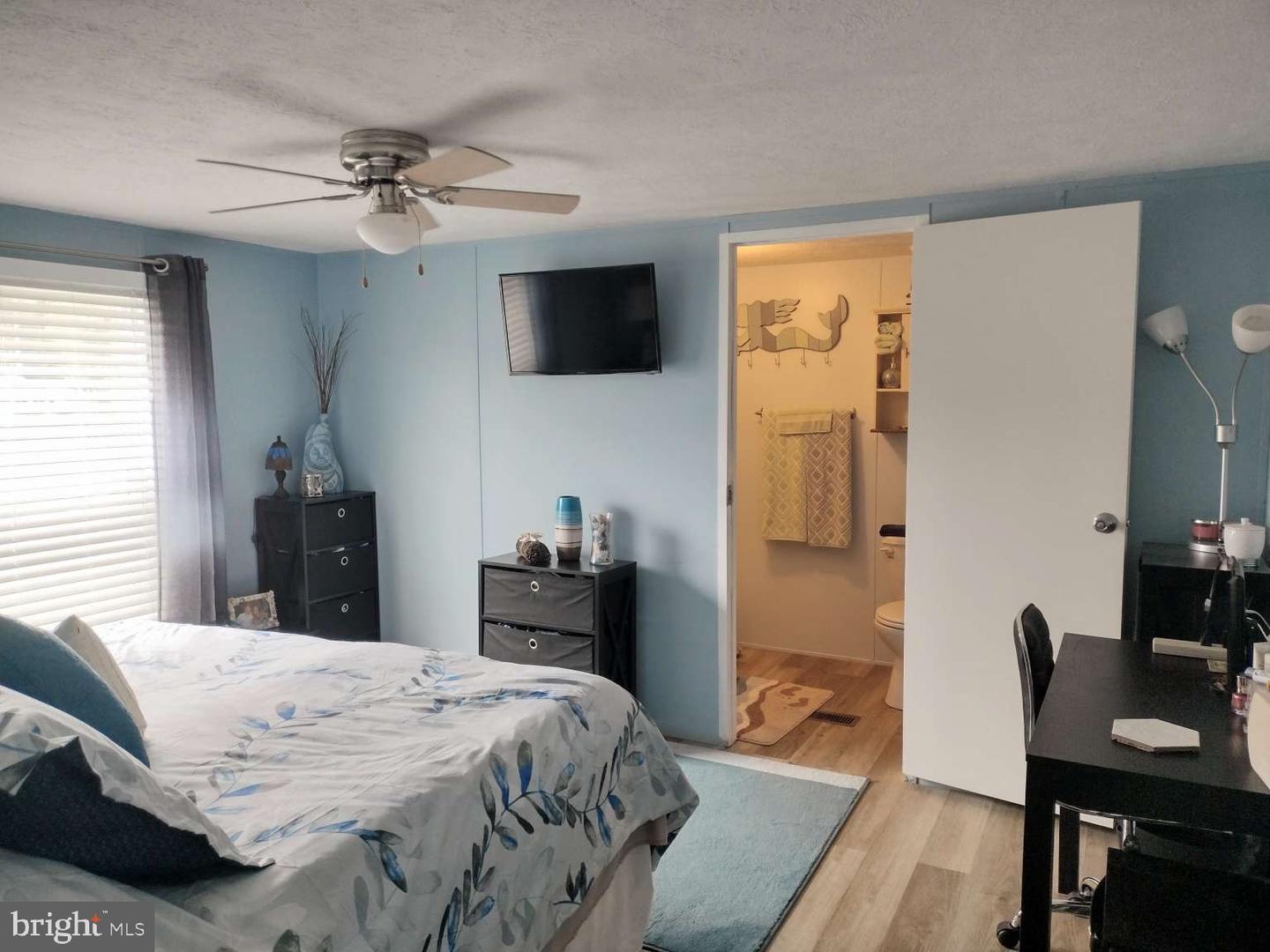 27439 Sea Whip Ln Property Photo 13