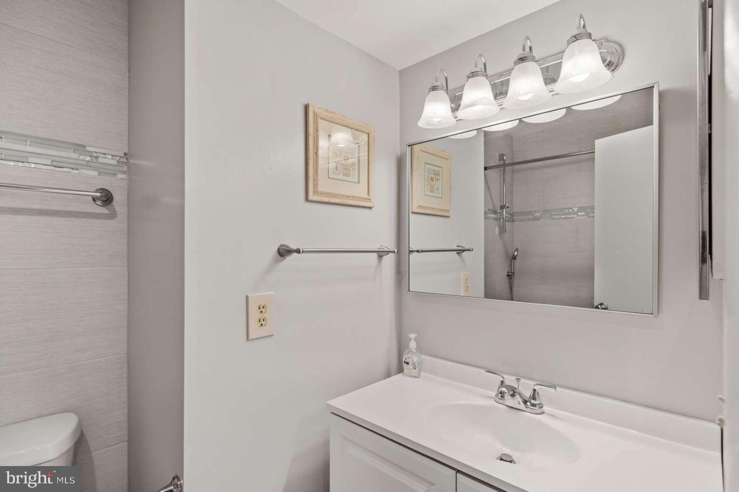 39633 Round Robin Way Property Photo 16