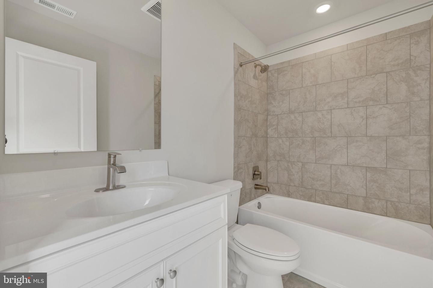 24794 Wye Mill Ln Property Photo 13