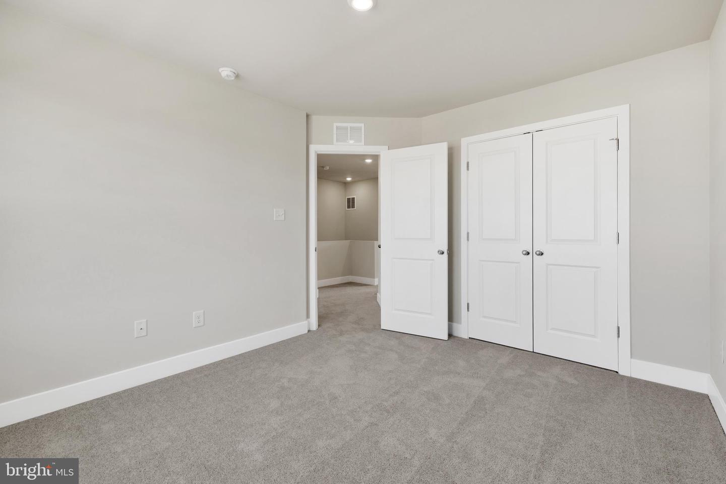 24794 Wye Mill Ln Property Photo 16