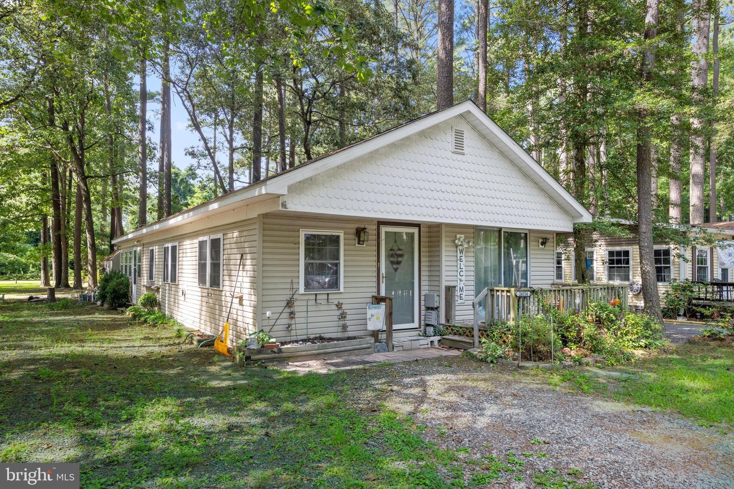 24514 White St Property Photo 1