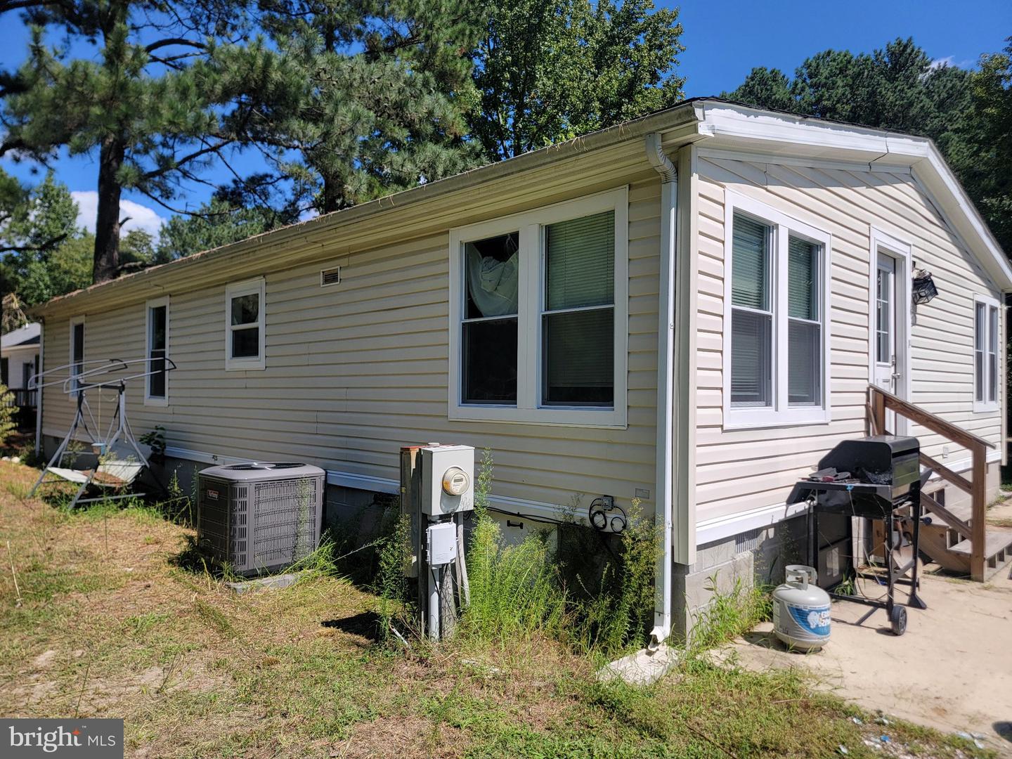 9152 Cubbage Way Property Photo 3