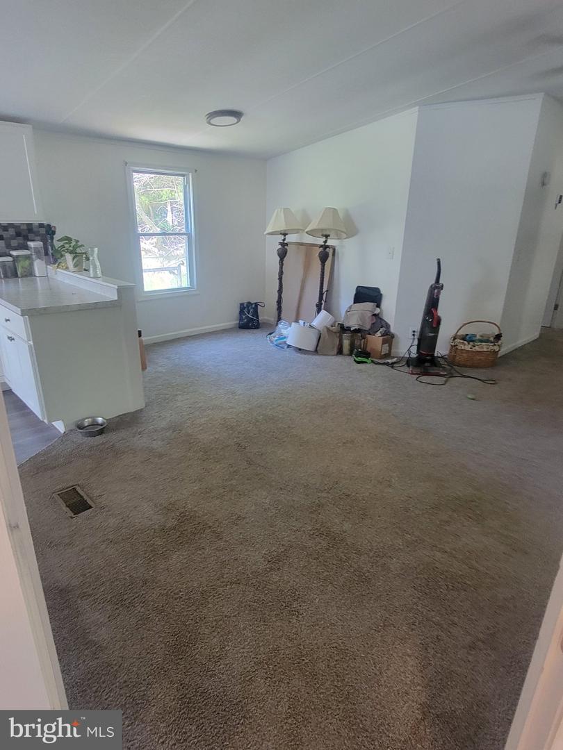 9152 Cubbage Way Property Photo 7