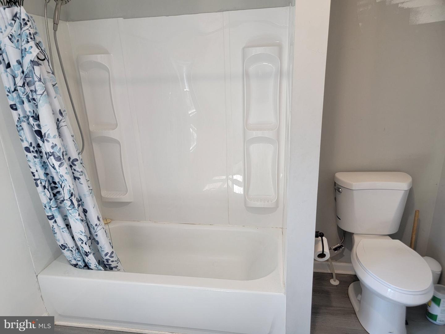 9152 Cubbage Way Property Photo 14