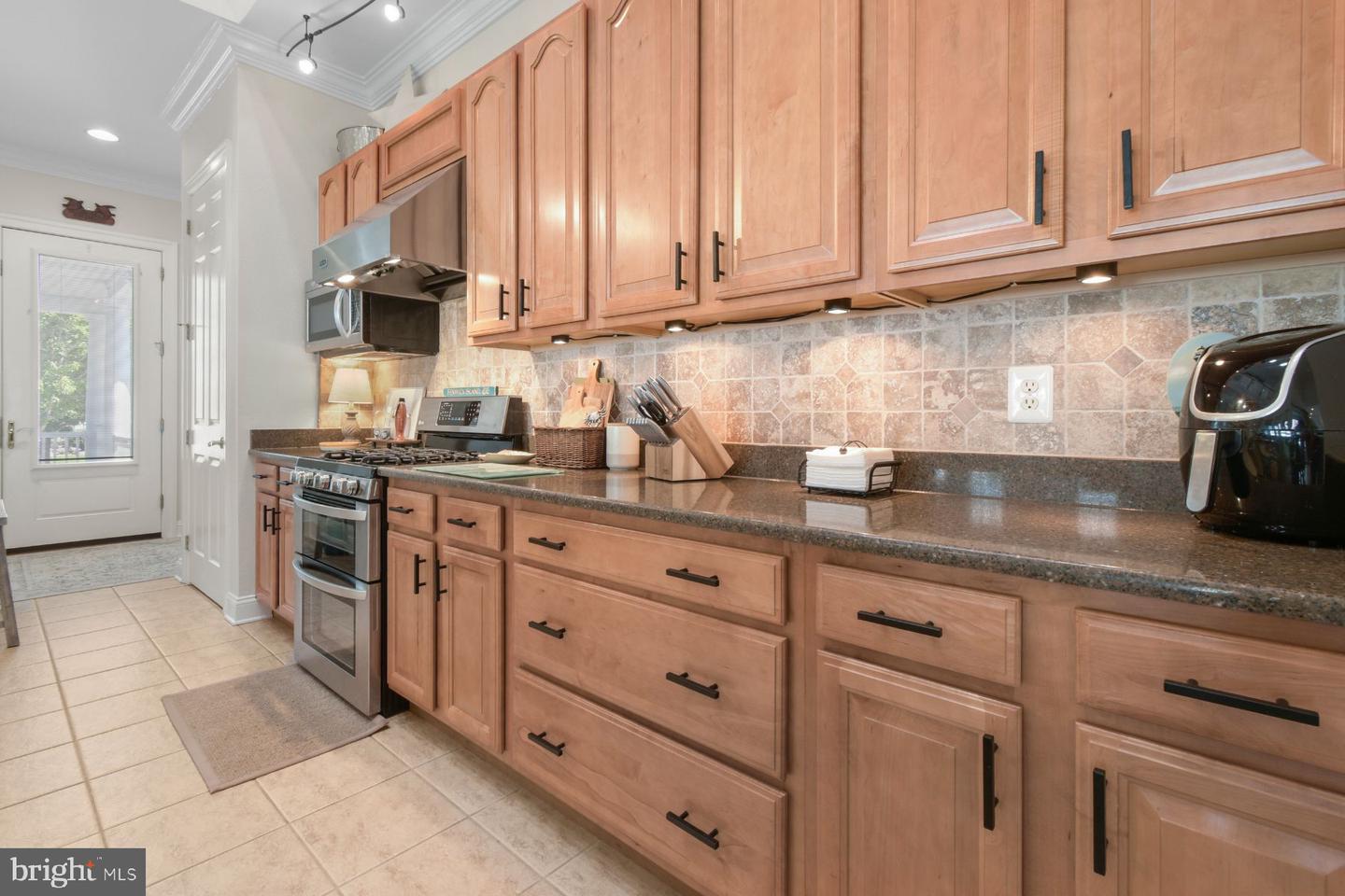 11250 Signature Blvd Property Photo 6