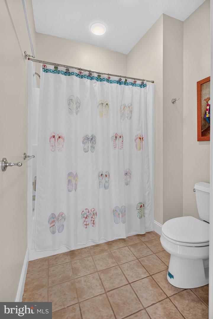 142 Torquay Ct Property Photo 59