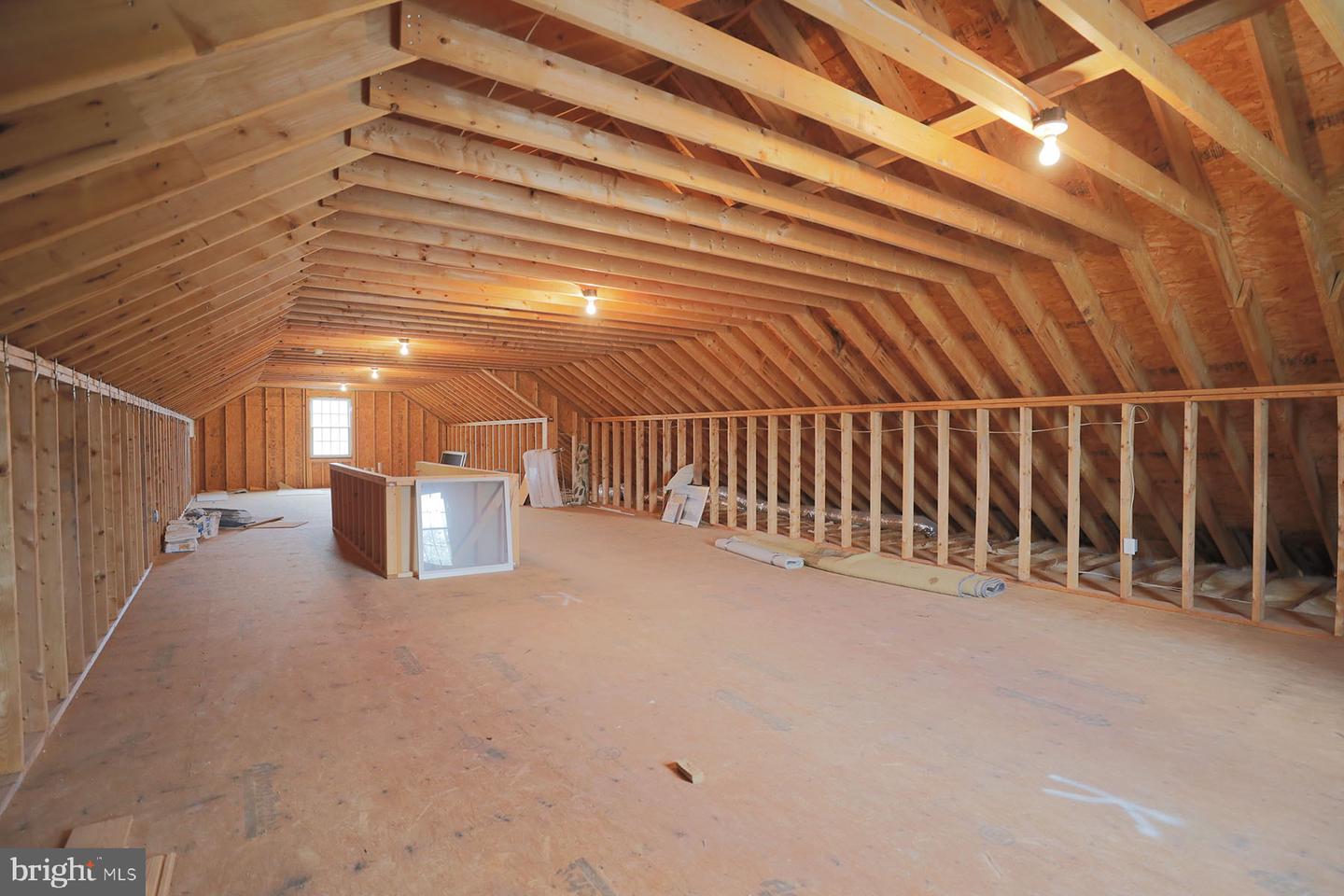 142 Torquay Ct Property Photo 72