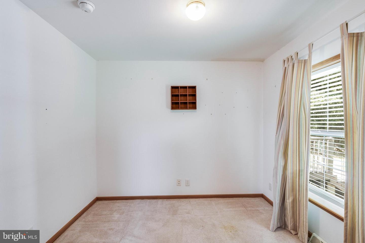 10343 Waller Rd Property Photo 9