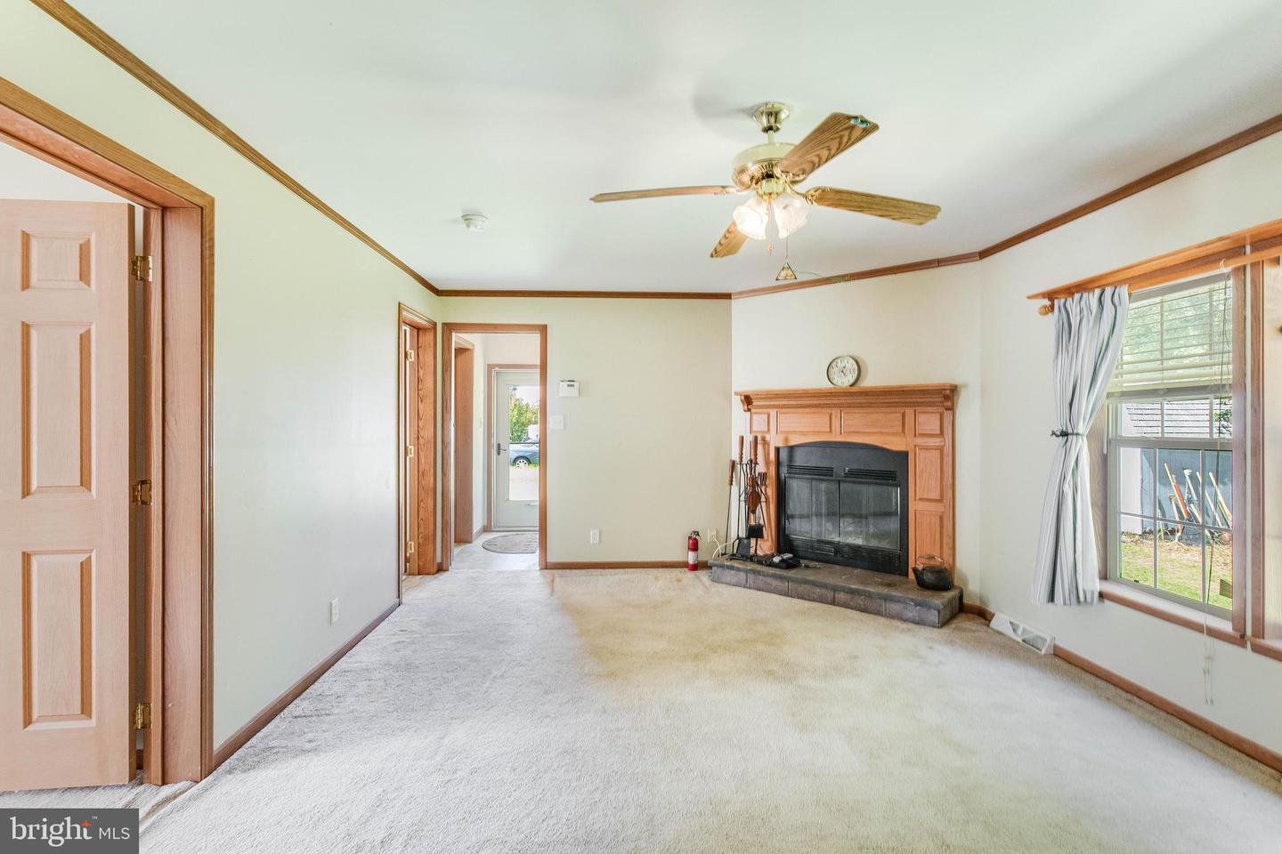 10343 Waller Rd Property Photo 18