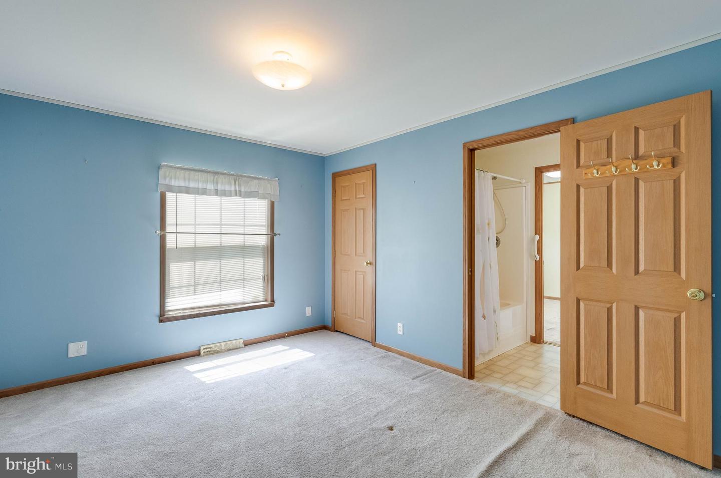 10343 Waller Rd Property Photo 19